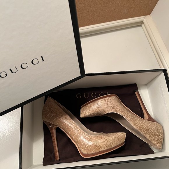 Vintage Gucci Python Pump Heels - Picture 3 of 3